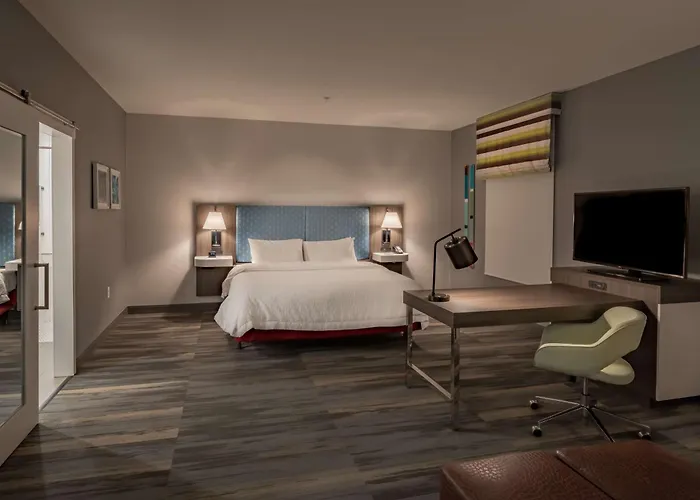Hampton Inn & Suites Dallas/Plano Central