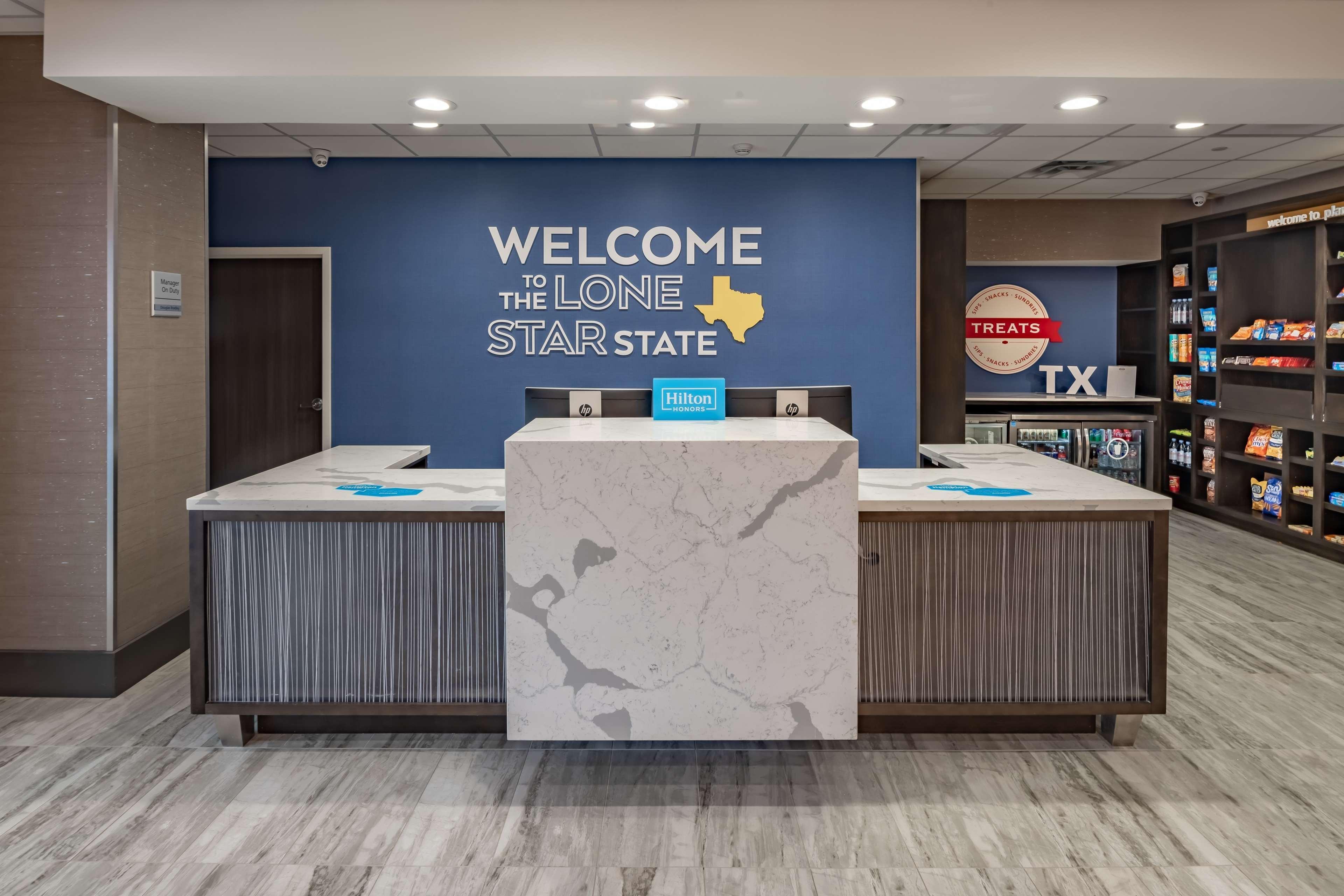 Hampton & Dallas/plano 3* Plano