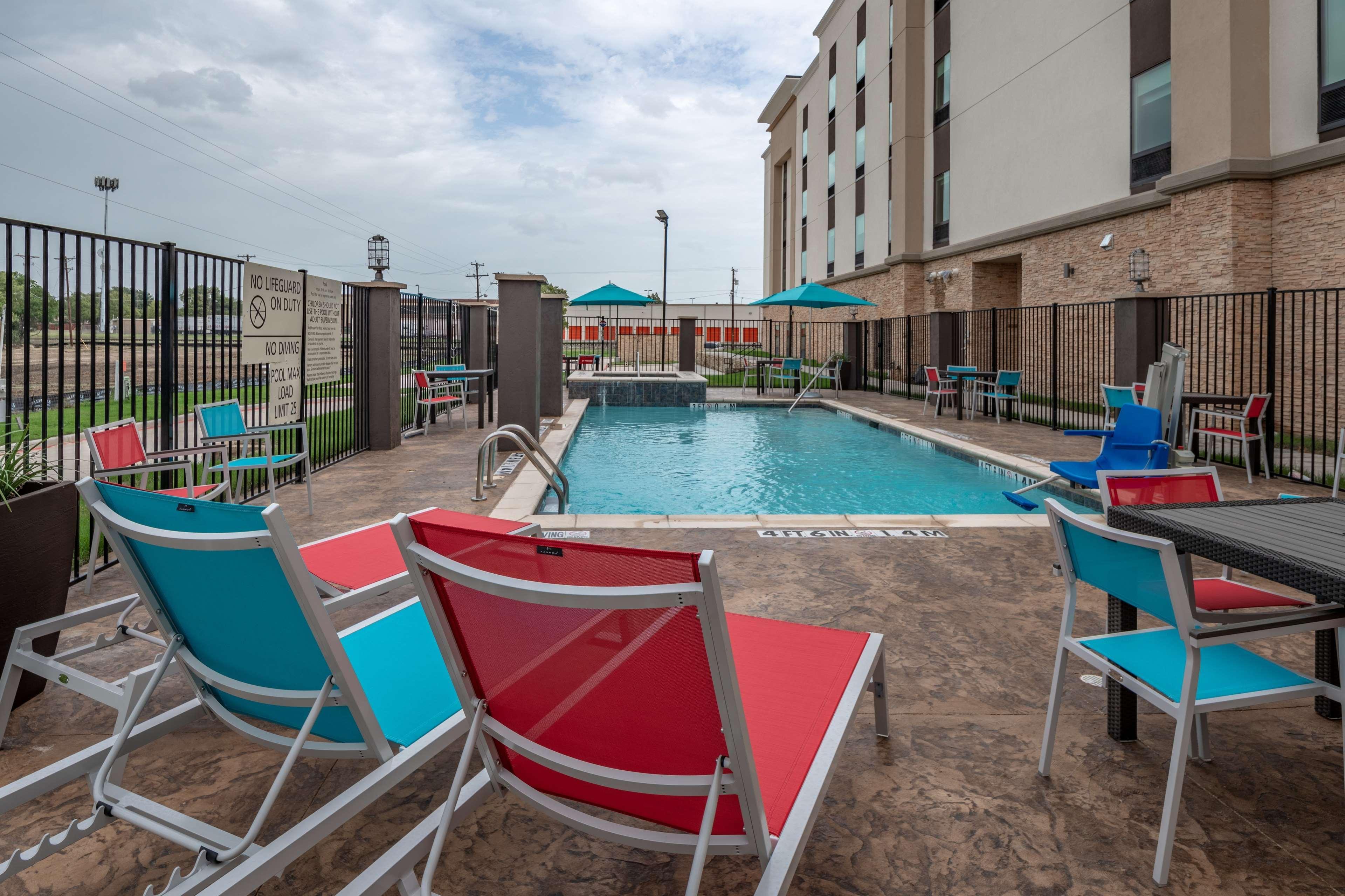 Hampton & Dallas/plano