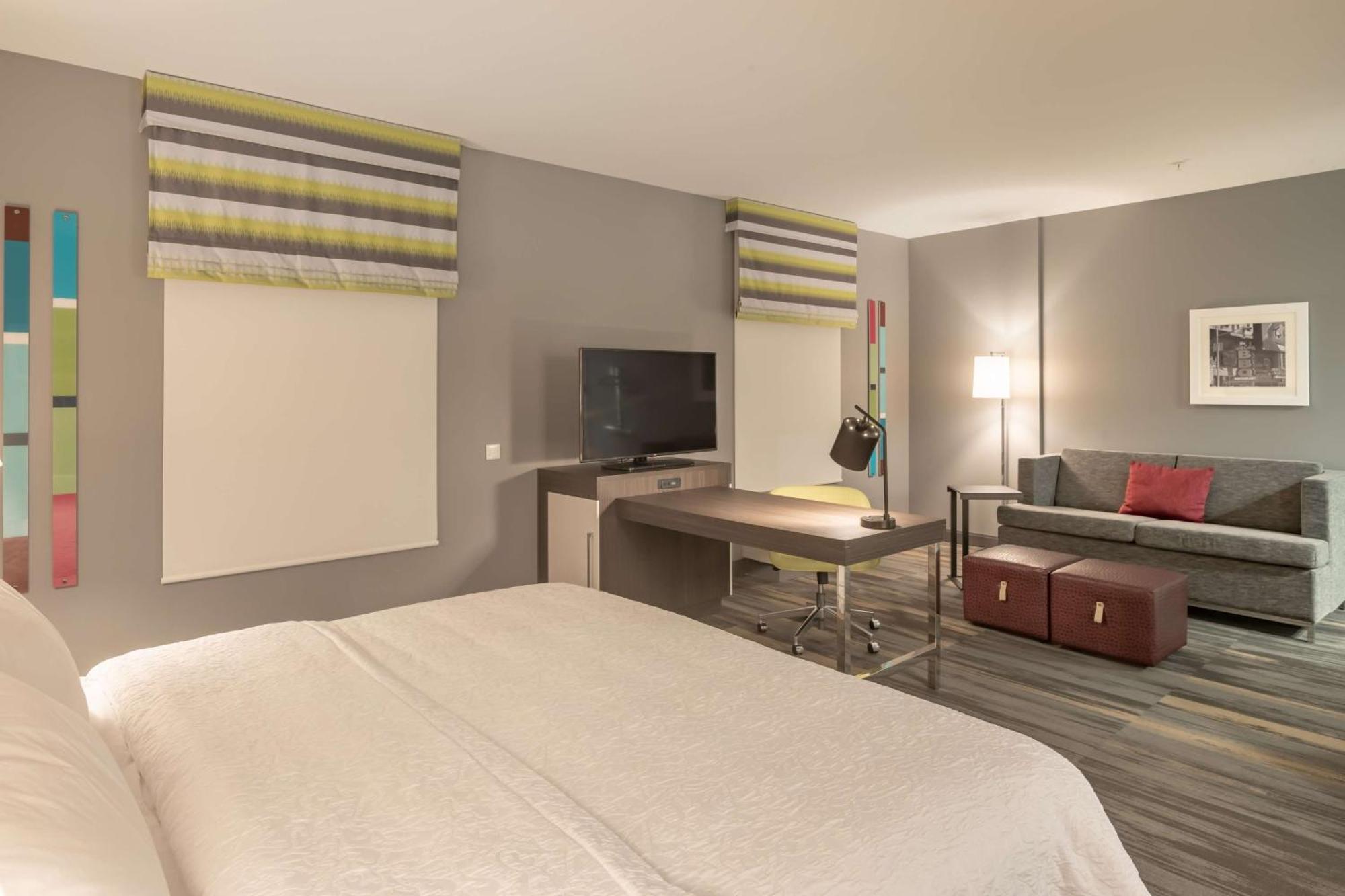 Hampton & Dallas/plano Hotel 3*