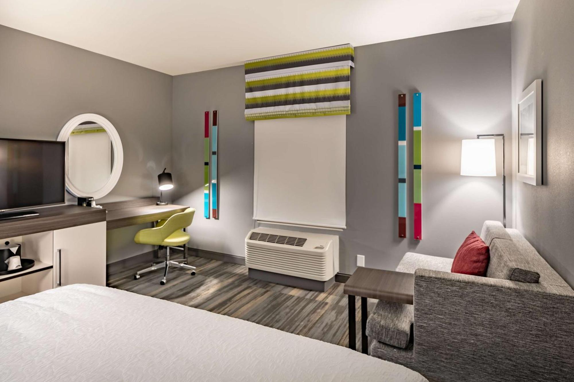 Hampton & Dallas/plano Hotel 3*